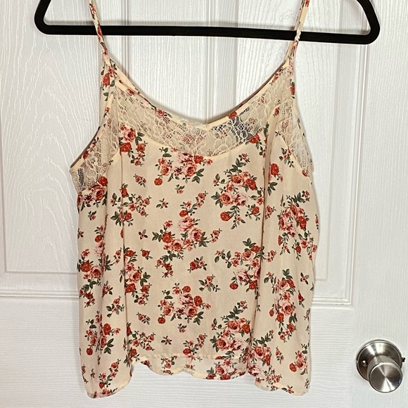 Forever 21 Tops - Forever 21 cropped floral cami tank top